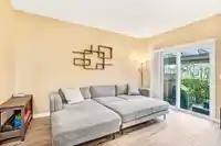 5 6588 188 STREET - thumbnail 4