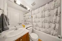 22 6238 192 STREET - thumbnail 13