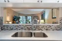 213 16137 83 AVENUE - thumbnail 7