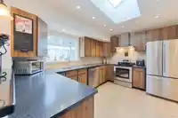 14735 109A AVENUE - thumbnail 11