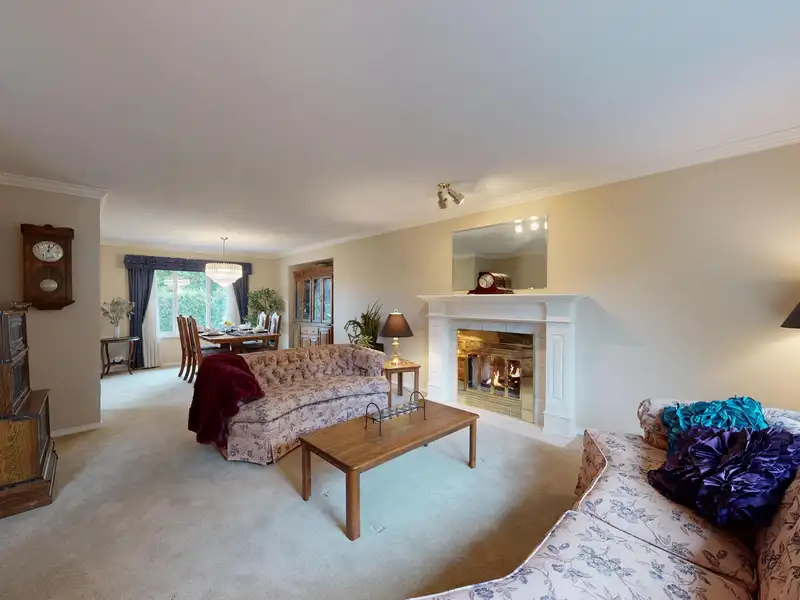 18280 55B AVENUE - photo 3 of 25