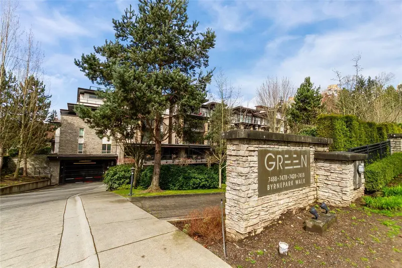 106 7428 BYRNEPARK WALK - photo 1 of 25