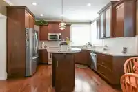 5879 165 STREET - thumbnail 5