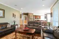 5879 165 STREET - thumbnail 9