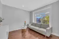 18278 67A AVENUE - thumbnail 2