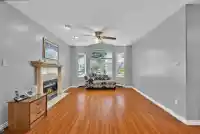 14332 68 AVENUE - thumbnail 2