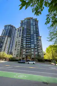 803 13380 108 AVENUE - thumbnail 2
