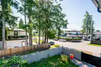 9352 133A STREET - thumbnail 25