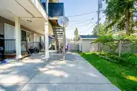 9352 133A STREET - thumbnail 32