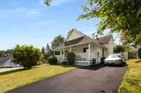 6249 134A STREET - thumbnail 2