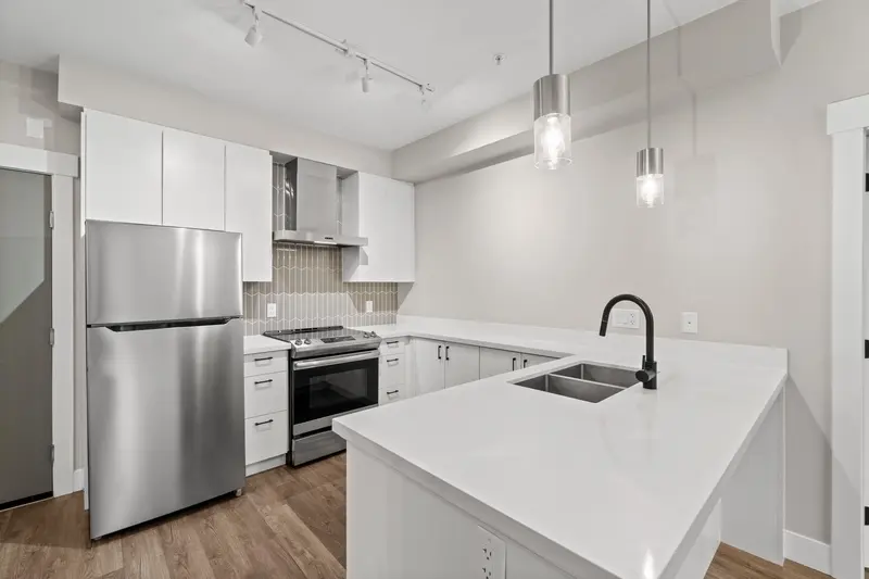 A101 20838 78B AVENUE - photo 1 of 25