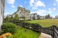 2 15850 85 AVENUE - thumbnail 4