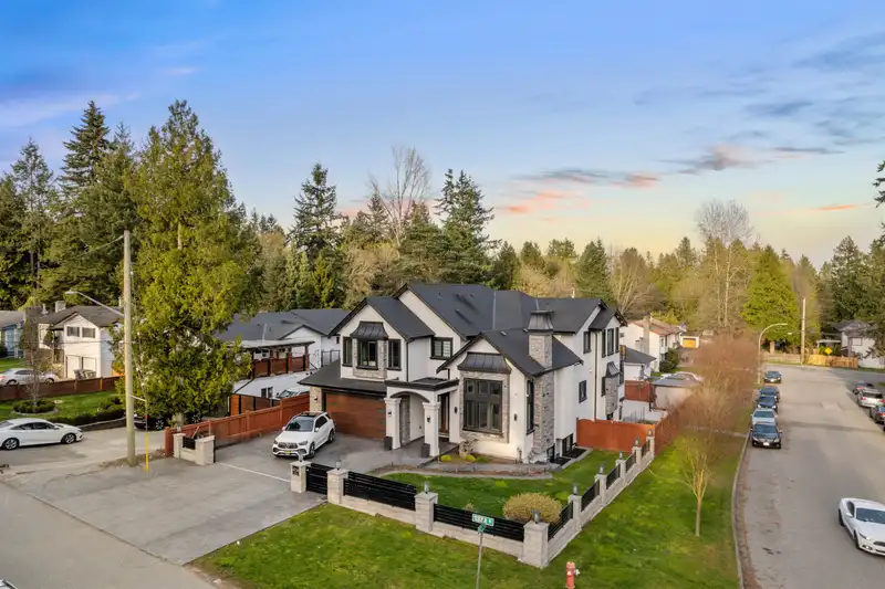 6710 137A STREET - photo 1 of 36