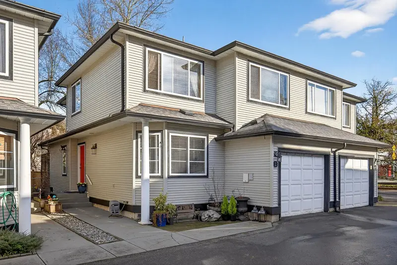 2 9559 208 STREET - photo 2 of 25