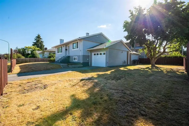 7406 IMPERIAL STREET - photo 3 of 21