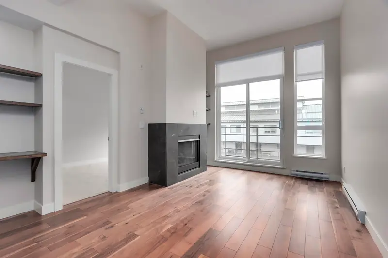 411 13040 NO. 2 ROAD - photo 3 of 25