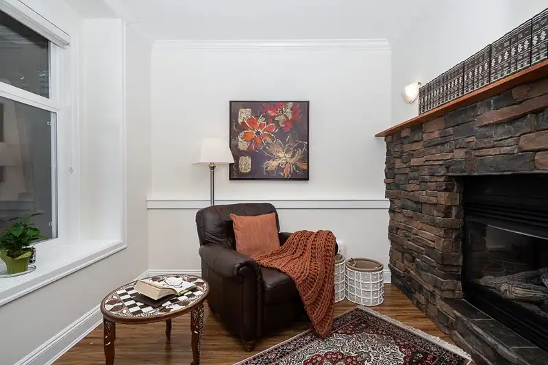 8348 167A STREET - photo 2 of 25