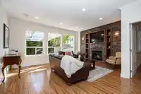 8348 167A STREET - thumbnail 5