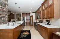 8348 167A STREET - thumbnail 8
