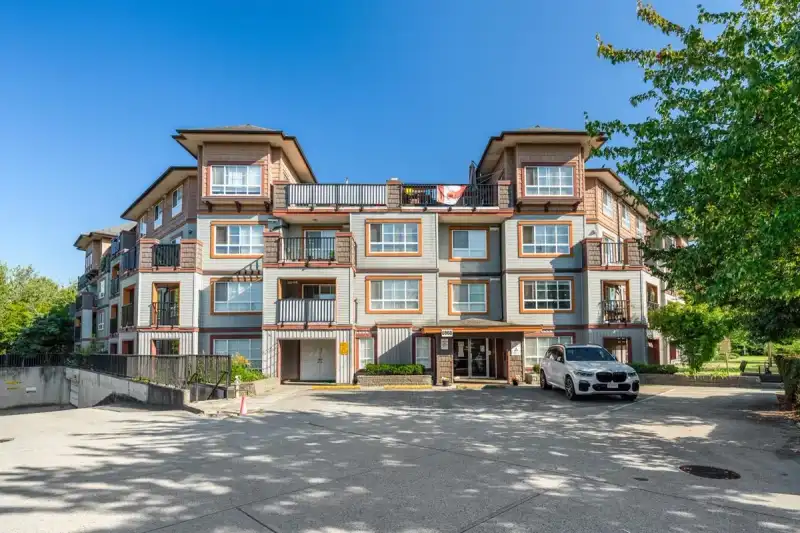 411 6960 120 STREET - photo 1 of 18