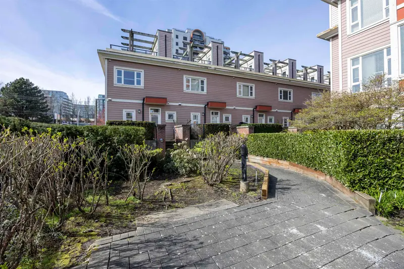 7 6600 COONEY ROAD - photo 3 of 22