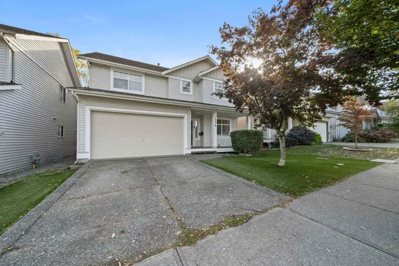14938 59 AVENUE - photo 1 of 25