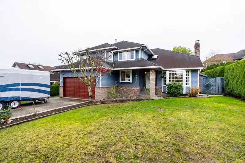 18904 59A AVENUE - photo 1 of 30