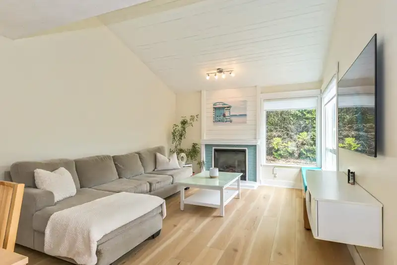 6294 W GREENSIDE DRIVE - photo 2 of 21