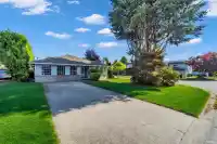 15447 92A AVENUE - thumbnail 2