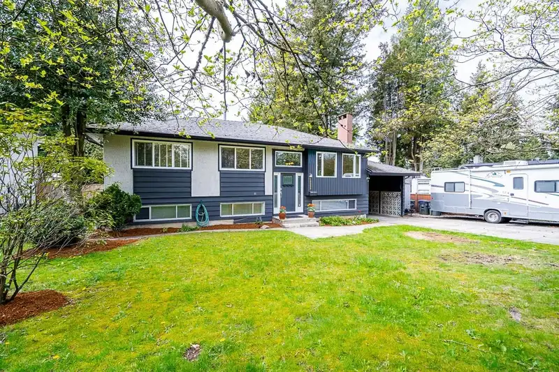 11299 150TH STREET - photo 1 of 25
