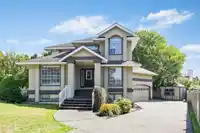 8238 153B STREET - thumbnail 1