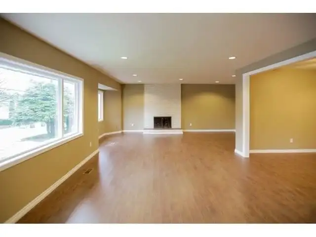 10663 138 STREET - photo 3 of 18
