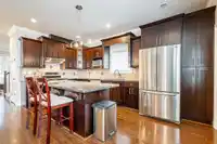 7141 195A STREET - thumbnail 8