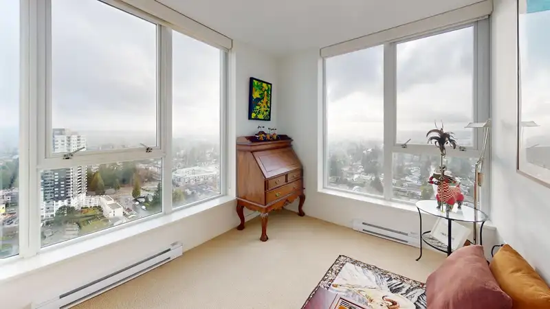 3708 13325 102A AVENUE - photo 3 of 21