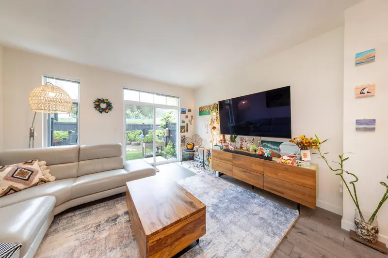 140 3565 BAYCREST AVENUE - photo 4 of 25