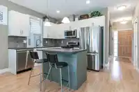 6888 190 STREET - thumbnail 10