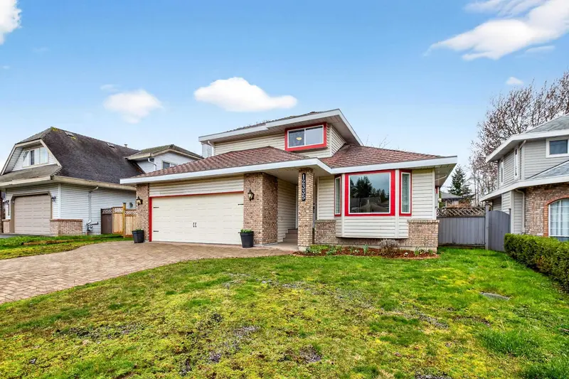 12335 206 STREET - photo 2 of 25