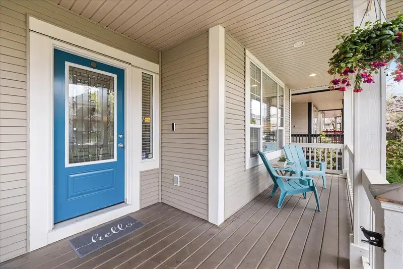 19422 66A AVENUE - photo 3 of 40