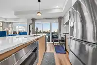 504 6285 KING GEORGE BOULEVARD - thumbnail 7