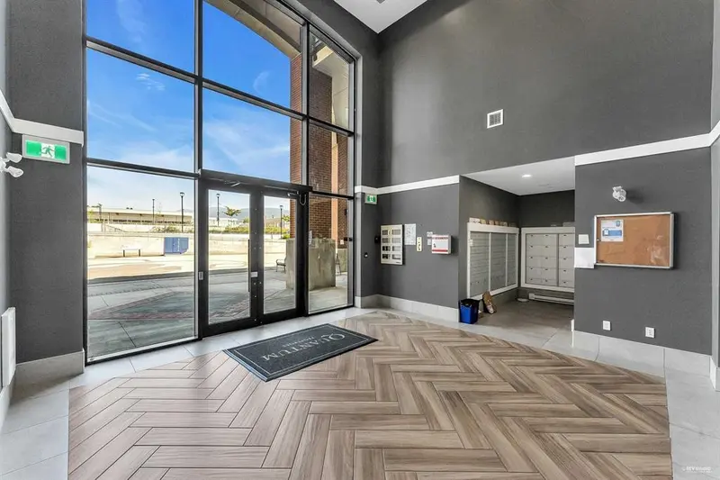 4413 2180 KELLY STREET - photo 3 of 22