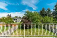 8058 163A STREET - thumbnail 11