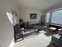 8668 143A STREET - thumbnail 3