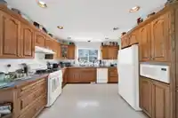 8577 184 STREET - thumbnail 5