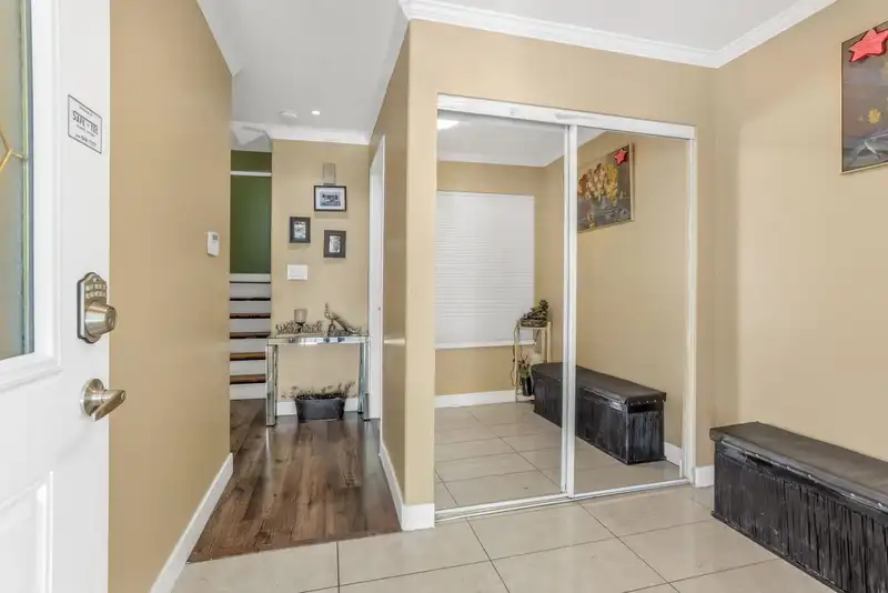 106 12163 68 AVENUE - photo 2 of 26