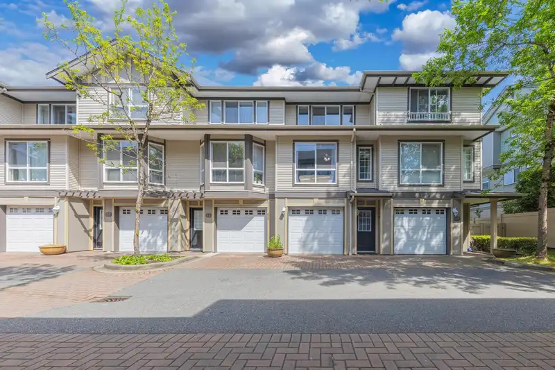 20 8778 159 STREET - photo 1 of 30
