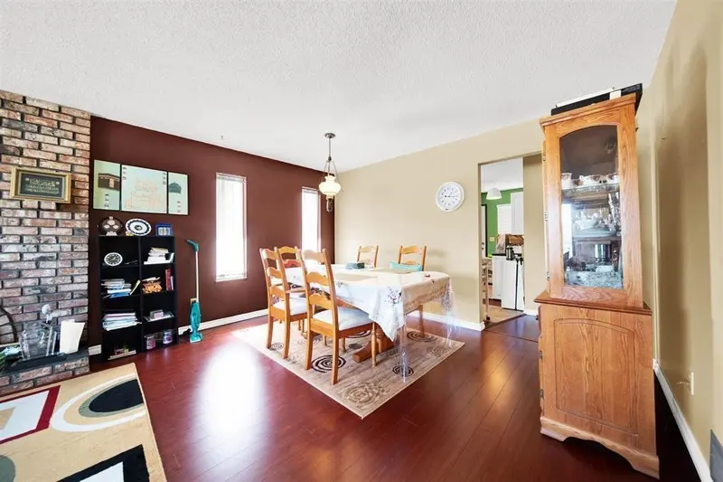 1238 WISE COURT - photo 4 of 18