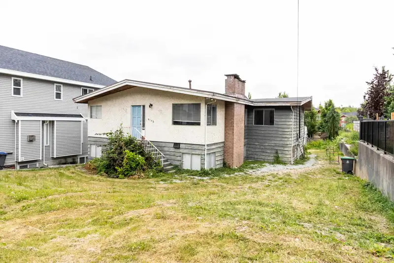 6170 138 STREET - photo 1 of 15