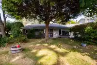 14227 71 AVENUE - thumbnail 1