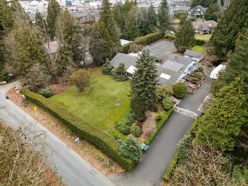 10230 173 STREET - photo 4 of 12