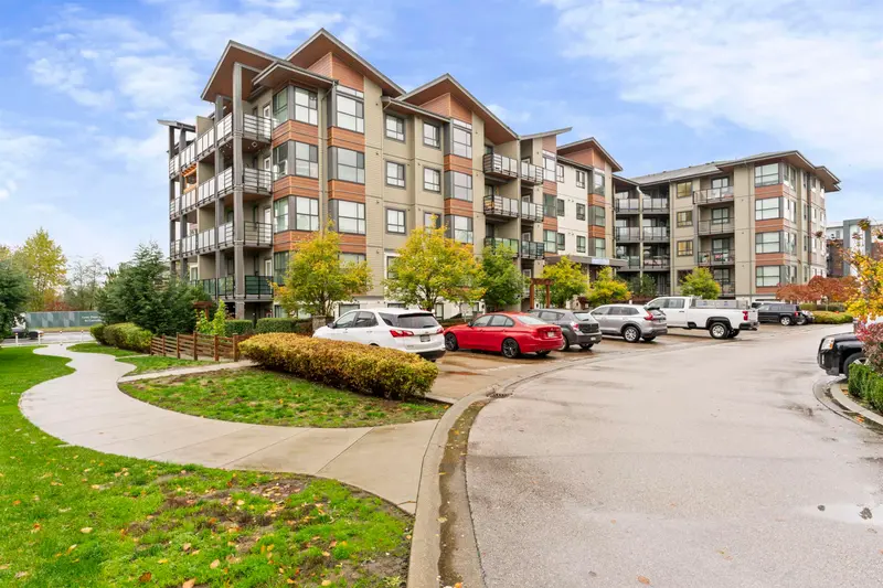 306 7809 209 STREET - photo 1 of 25